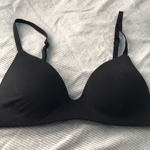 VS lightly lined wireless t-shirt bra